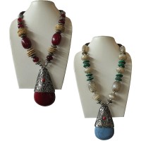 Big pendent beads necklace